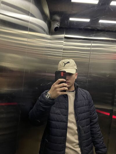  ,   David, 25 ,   ,   