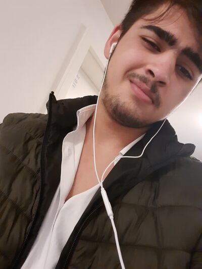  ,   David, 22 ,   ,   