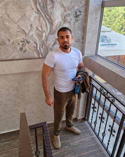  ,   Intigam, 32 ,   ,   , c , 