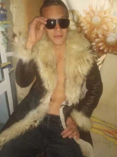  ,   Vladislav, 28 ,   ,   , c , 
