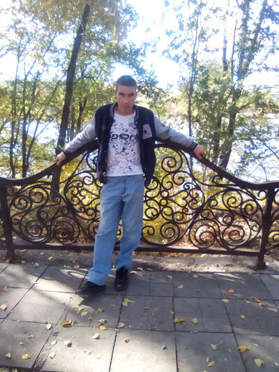  ,   Viktor, 41 ,     , c 