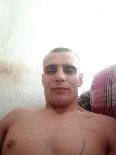  -,   Roman, 33 ,   ,   , c 