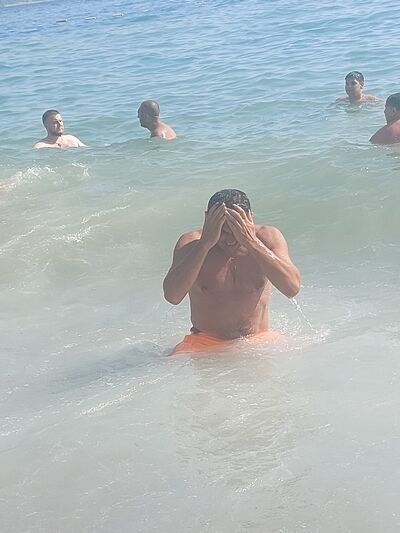  ,   Dejan, 40 ,   ,   , c , 