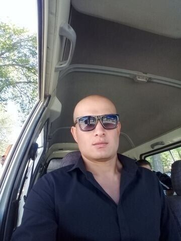  ,   Misha raamil, 34 ,   ,   