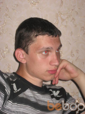  ,   Andr, 32 ,     , c 