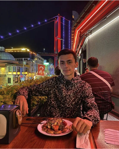  ,   Hakan, 25 ,   ,   