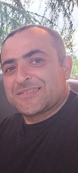  ,   Levon, 40 ,   ,   