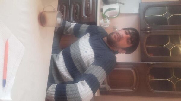  ,   Ali, 49 ,   ,   