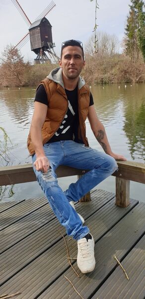  ,   Mustafa, 35 ,   ,   , c 