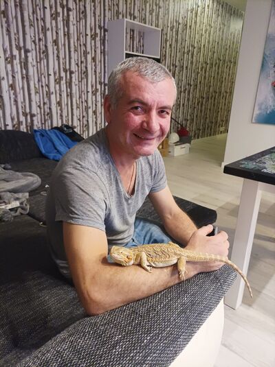 ,   Billi, 45 ,   ,   