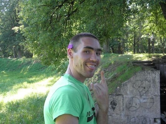 ,   Evgeniy, 34 ,   