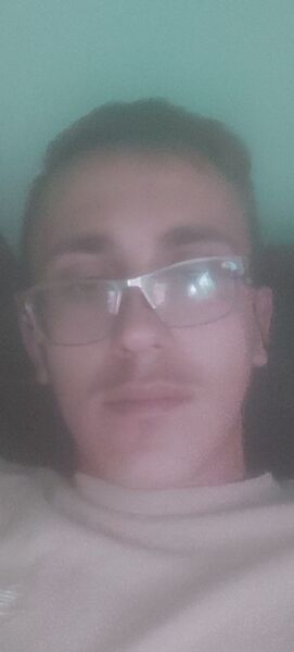  Backa Topola,   Miki, 21 ,   ,   