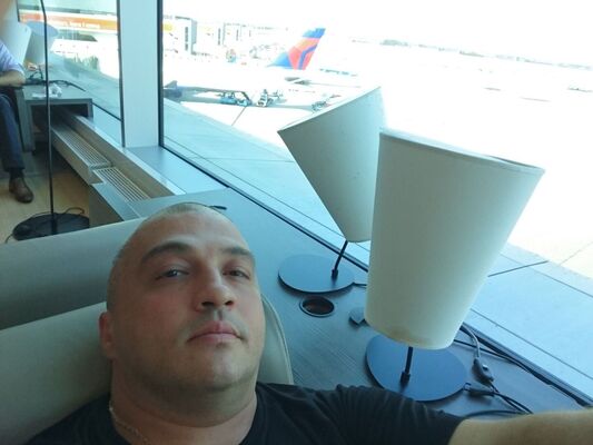  ,   Aleks, 50 ,   ,   , c , 