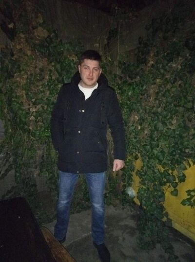  ,   Vlad, 39 ,   