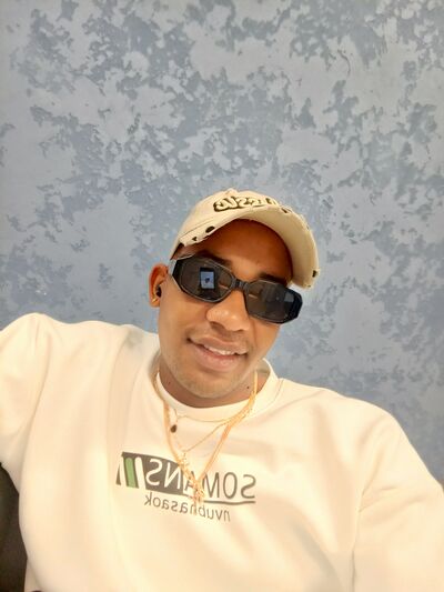  ,   Marco, 28 ,   ,   