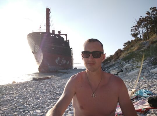  ,   Sergey, 38 ,   ,   , c , 