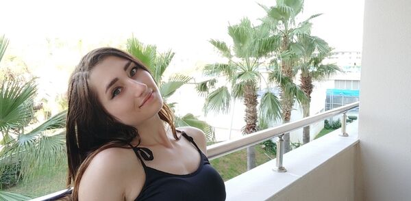  ,   Diana, 25 ,   