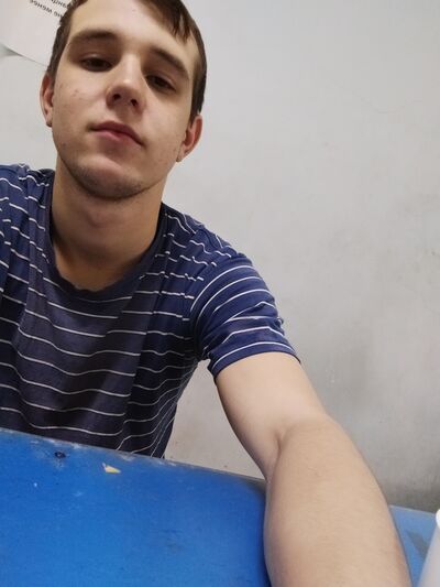  ,   Maksim, 25 ,   ,   , 