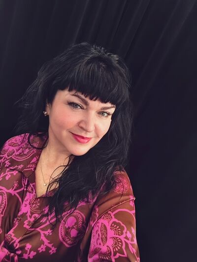  --,   Luna, 47 ,   c 