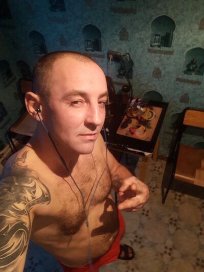  ,   Sergei, 44 ,   ,   , c 