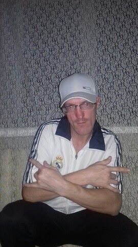  ,   Aleksandar, 40 ,     , c 