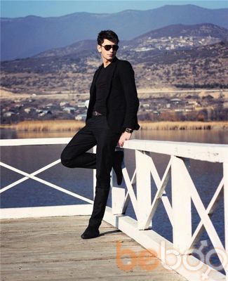  3273142  Irakli, 39 ,    