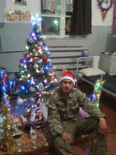  ,   ARTUR, 34 ,   
