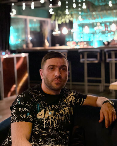  ,   Artmov, 37 ,   ,   