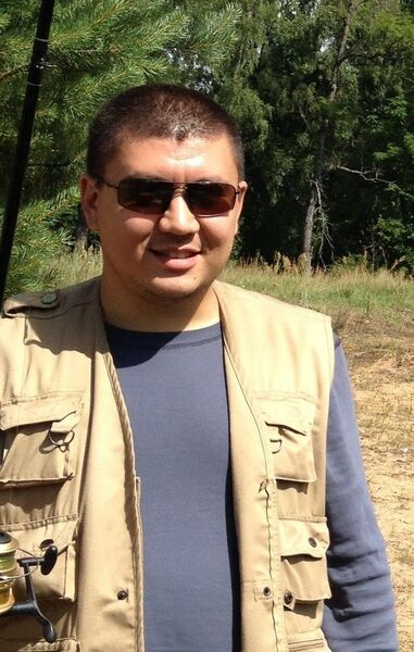  ,   Serge, 40 ,   