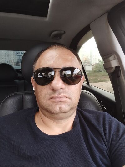  ,   Vlad, 37 ,   ,   