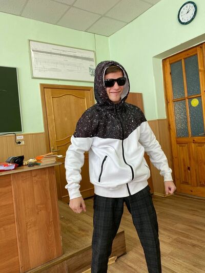  ,   Slava, 19 ,     , c 