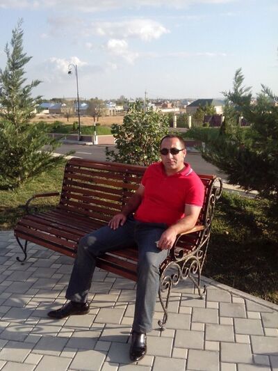 ,   Elvin, 45 ,   
