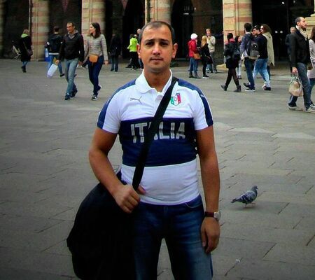  ,   Ramin, 42 ,   ,   , c 