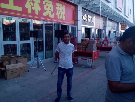  ,   Rustam, 46 ,   ,   , c , 