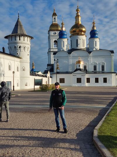  ,   Maxim, 35 ,   ,   , c 