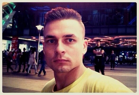  Logan,   , 37 ,   