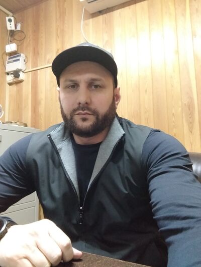  ,   Adam, 38 ,   ,   