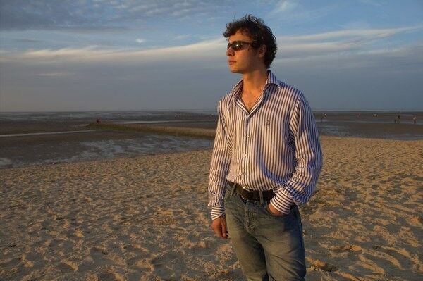  ,   David, 37 ,   ,   , c 