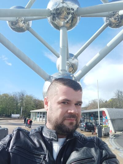  ,   Leo, 43 ,   ,   , c , 