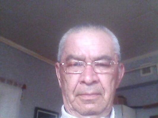  ,   Dani, 70 ,  