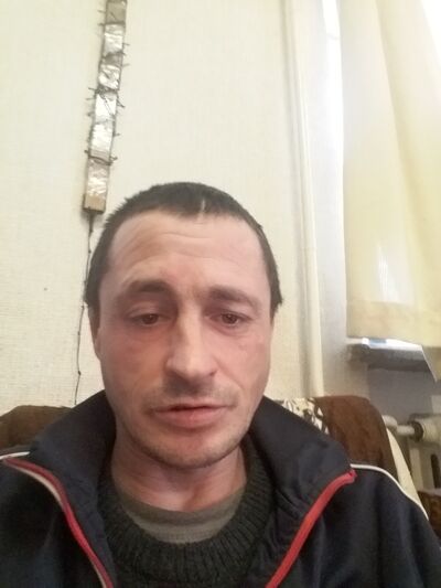  ,   Leonig, 40 ,   ,   