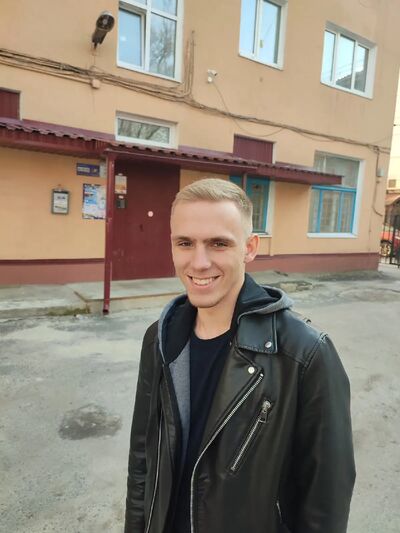  ,   Nikita, 22 ,   ,   , 