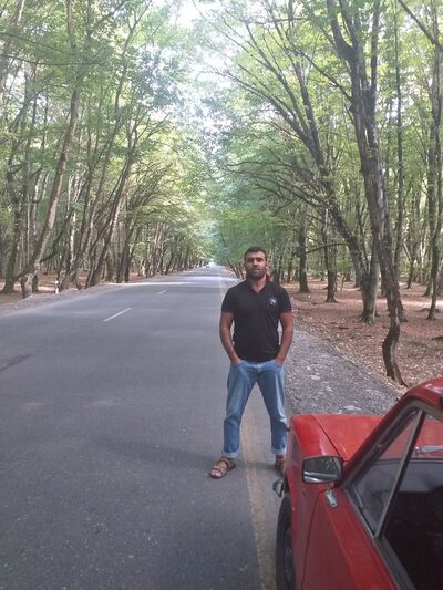  ,   Huseyn, 37 ,     , c 