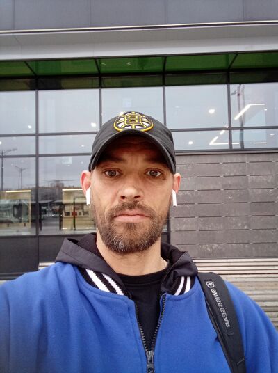  ,   Denis, 43 ,     , c 