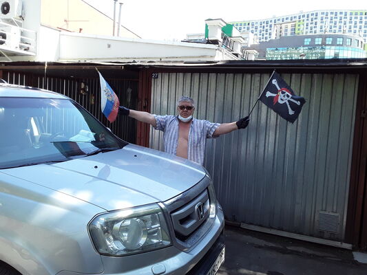  ,   Viktor, 67 ,     , c 