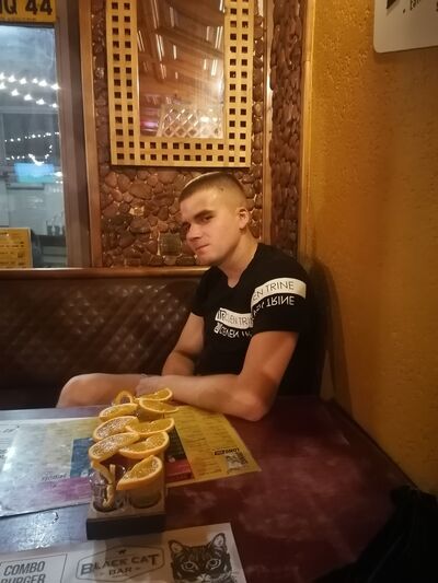  ,   Petr, 24 ,   ,   , c , 
