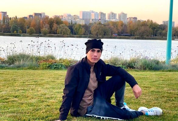  ,   Farid, 25 ,   ,   