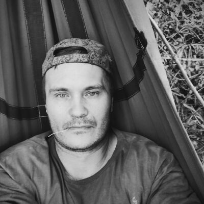  ,   Oleg, 48 ,  