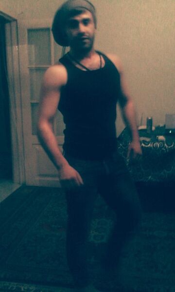  ,   Vedad, 35 ,   