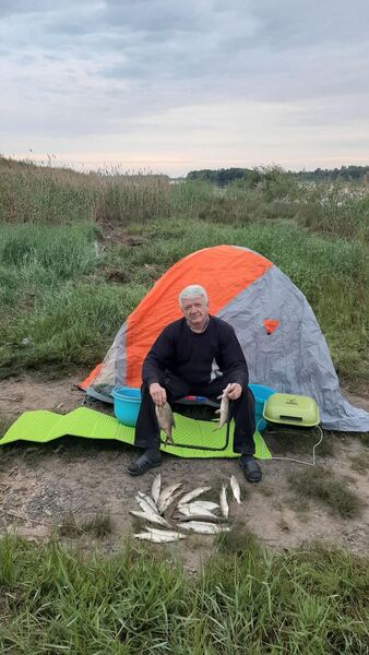  ,   Vova, 62 ,   ,   